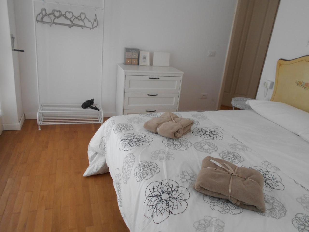 Guesthouse Viale Bergamo Eksteriør bilde